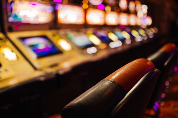 ahha4d slot app showing live football match odds and live-dealer table options